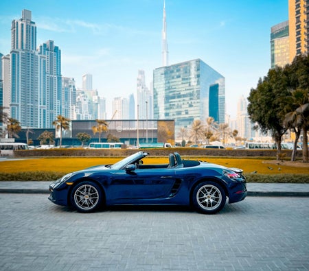 Location Porsche 718 Boxster 2021 dans Dubai