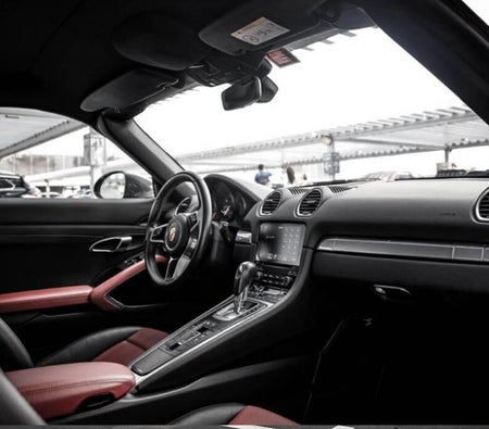 Kira Porsche 718 Boksör S 2019 içinde Dubai