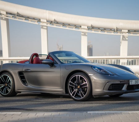 Rent Porsche 718 Boxster 2020 in Dubai