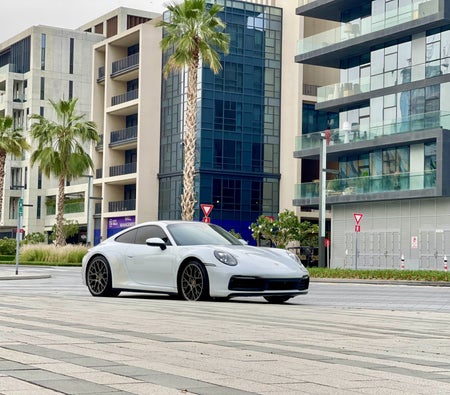Huur Porsche 911 Carrera 2021 in Dubai