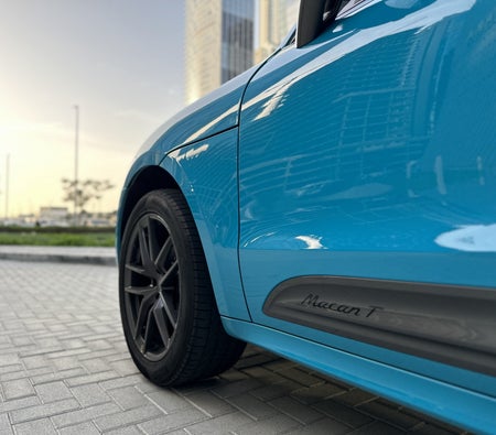 Rent Porsche Macan 2022 in Dubai