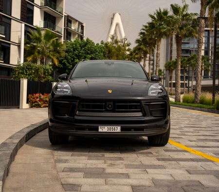 Location Porsche Macan 2022 dans Dubai