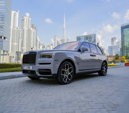 Rolls Royce Cullinan Black Badge Price in Dubai - SUV Hire Dubai - Rolls Royce Rentals
