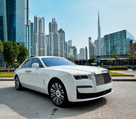 Huur Rolls Royce Ghost Series III 2021 in Dubai