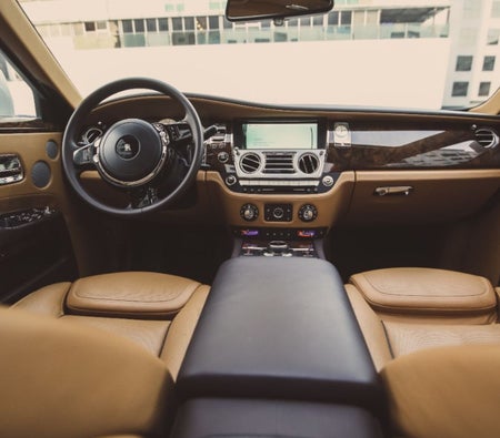 Location Rolls Royce Ghost Series II 2015 dans Dubai