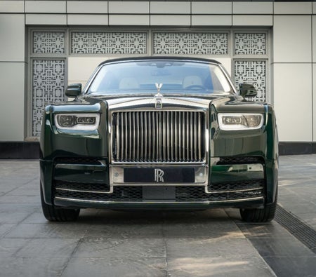 Rent Rolls Royce Phantom Extended 2022 in Dubai