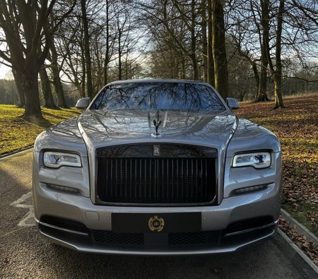 Alquilar Rolls Royce Insignia de Wraith Black 2022 en Londres