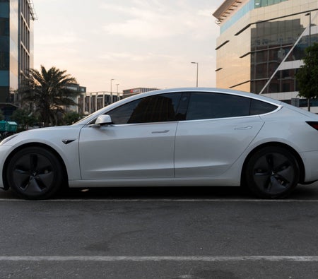 Tesla Model 3 Standard Plus Price in Dubai - Electric Hire Dubai - Tesla Rentals