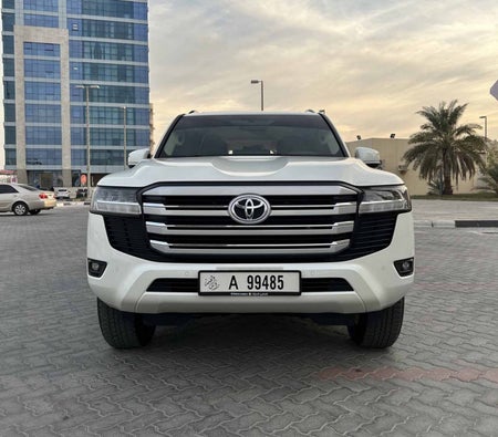 Аренда Toyota Land Cruiser EXR V8 2024 в Дубай
