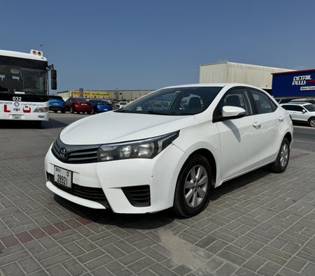 Affitto Toyota Corolla 2015 in Dubai
