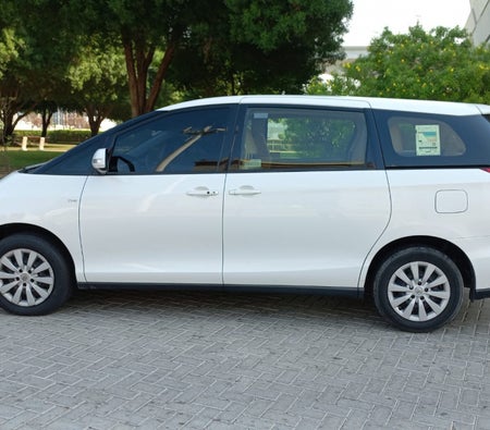 Miete Toyota Previa 2019 in Dubai