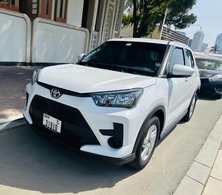 Miete Toyota Erhöhen 2023 in Dubai