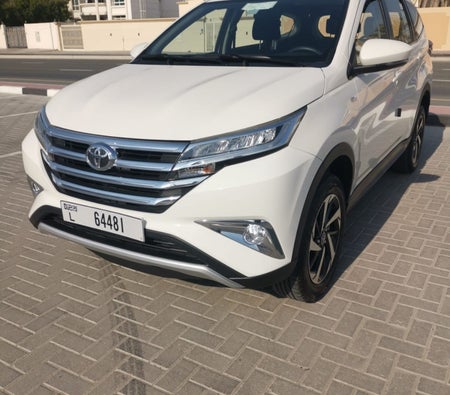 Kira Toyota Acele 2023 içinde Dubai