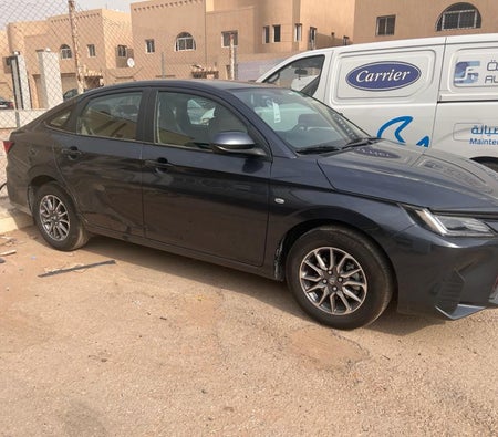 Miete Toyota Jaris 2023 in Riad