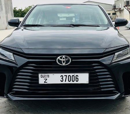 Alquilar Toyota Yaris 2023 en Dubai