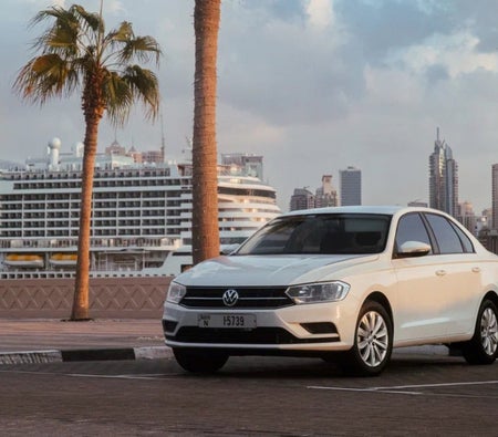 Kira Volkswagen bora 2022 içinde Dubai