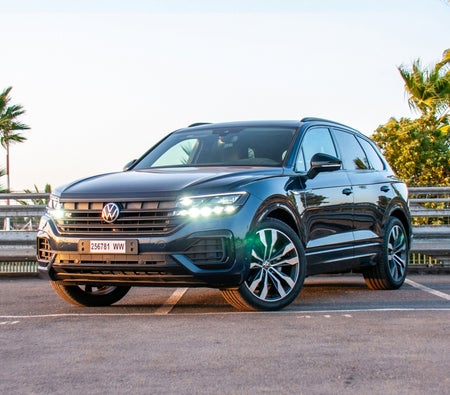 Affitto Volkswagen Touareg R-Line 2023 in Oujda