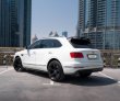 Beyaz Bentley Bentayga 2019 for rent in Dubai 5