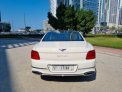 Beyaz Bentley Uçan mahmuz 2020 for rent in Dubai 8