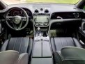 zwart Bentley Bentayga 2020 for rent in Dubai 5