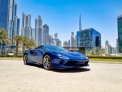Blauw Ferrari F8 Eerbetoon 2022 for rent in Dubai 1