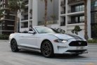 Beyaz Ford Mustang EcoBoost Convertible V4 2019 for rent in Dubai 9