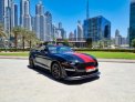أسود فورد Mustang EcoBoost Convertible V4 2020 for rent in دبي 8
