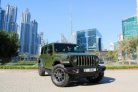 Yeşil jip Wrangler 80th Anniversary Limited Edition 2021 for rent in Dubai 1
