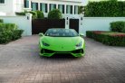 Yeşil Lamborghini Huracan Evo Spyder 2022 for rent in Dubai 2