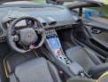 Sapphire Blue Lamborghini Huracan Evo Spyder 2022 for rent in Dubai 4
