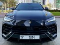 zwart Lamborghini Urus Pearl-capsule 2022 for rent in Dubai 3
