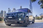 zwart Landrover Verdediger V6 2021 for rent in Dubai 2