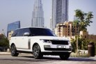 White Land Rover Range Rover Vogue SE 2019 for rent in Dubai 6