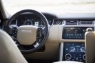 White Land Rover Range Rover Vogue SE 2019 for rent in Dubai 4