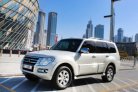 Blanco Mitsubishi Pajero 2019 for rent in Dubai 5