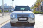Blanco Mitsubishi Pajero 2019 for rent in Dubai 6