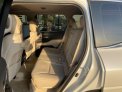 Blanco Toyota Land Cruiser VXR V8 2022 for rent in Dubai 6