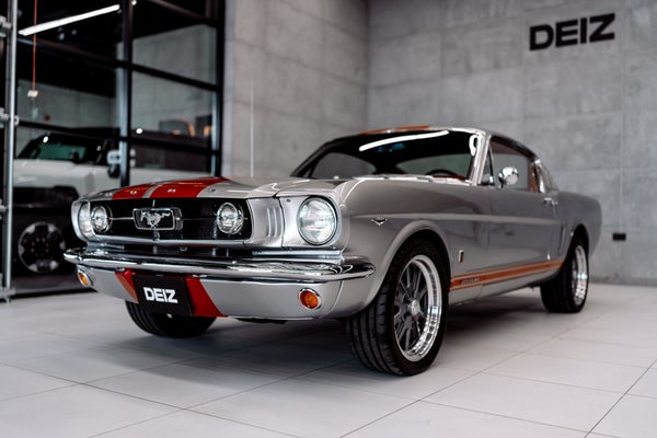 Ford Mustang-retro 1965