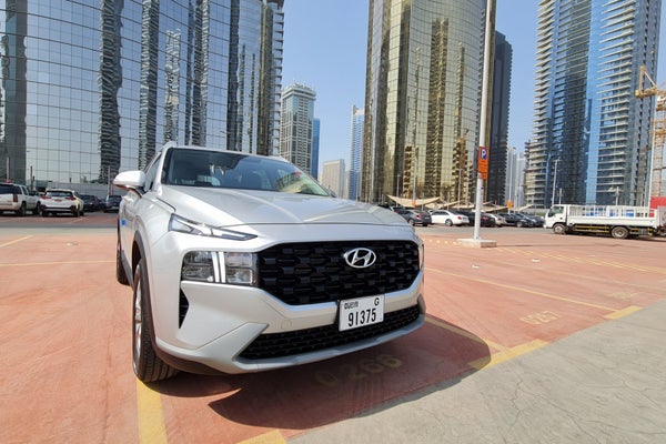 Affitto Hyundai Santa Fe 2022 in Dubai