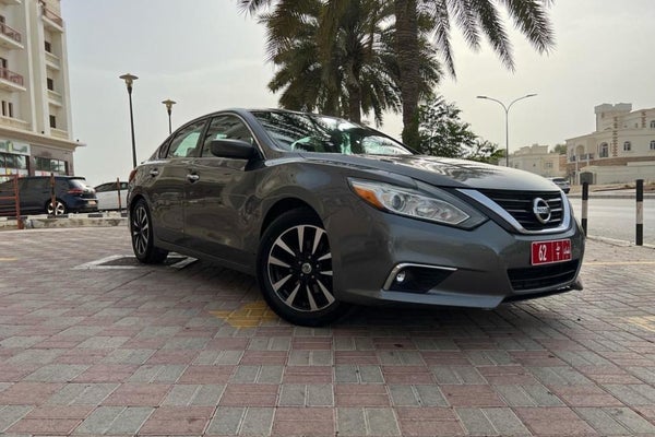 Rent Nissan Altima 2017 in Muscat