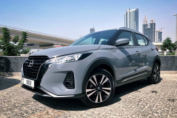 Rent Nissan Kicks 2023 in Dubai