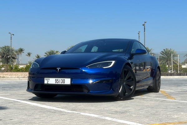 Rent Tesla Model S Plaid 2023 in Dubai