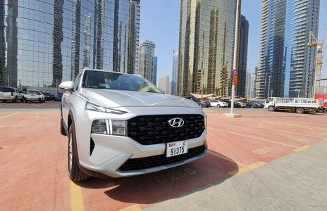 Аренда Hyundai Santa Fe 2022 в Дубай