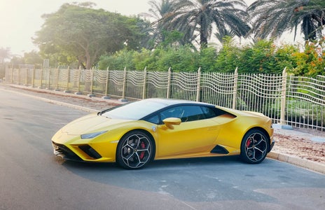 Rent Lamborghini Huracan Evo Coupe 2021 in Dubai