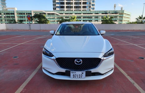تأجير Mazda 6 2023 في دبي