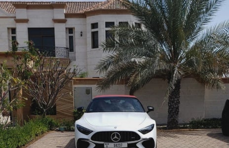 Alquilar Mercedes Benz AMG SL 63 2023 en Dubai