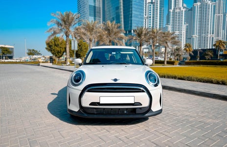 Аренда Mini Cooper 2024 в Абу-Даби