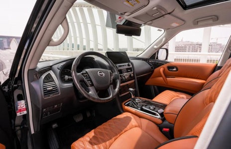 Kira Nissan Patrol Platinum 2024 içinde Dubai