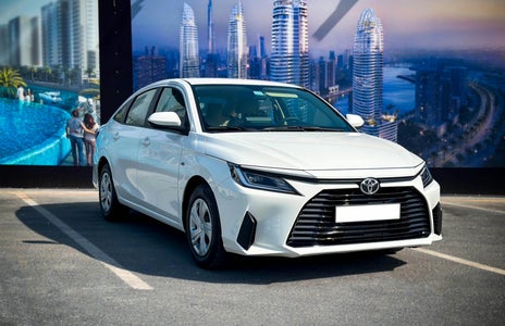 تأجير Toyota Yaris 2024 في دبي