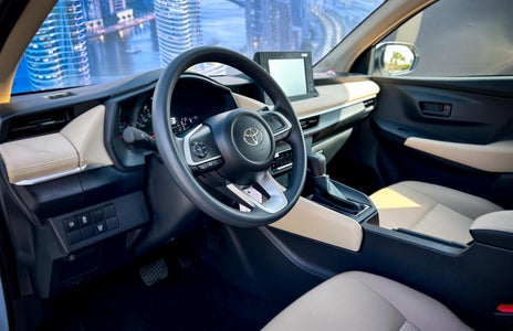 تأجير Toyota Yaris 2024 في دبي